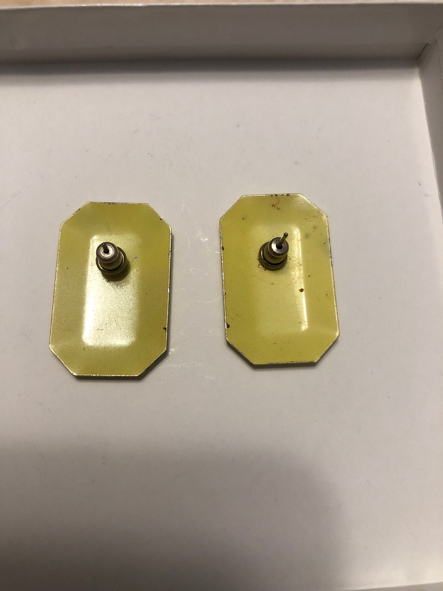 Boucles d’oreilles vintage géométriques octogonales jaunes