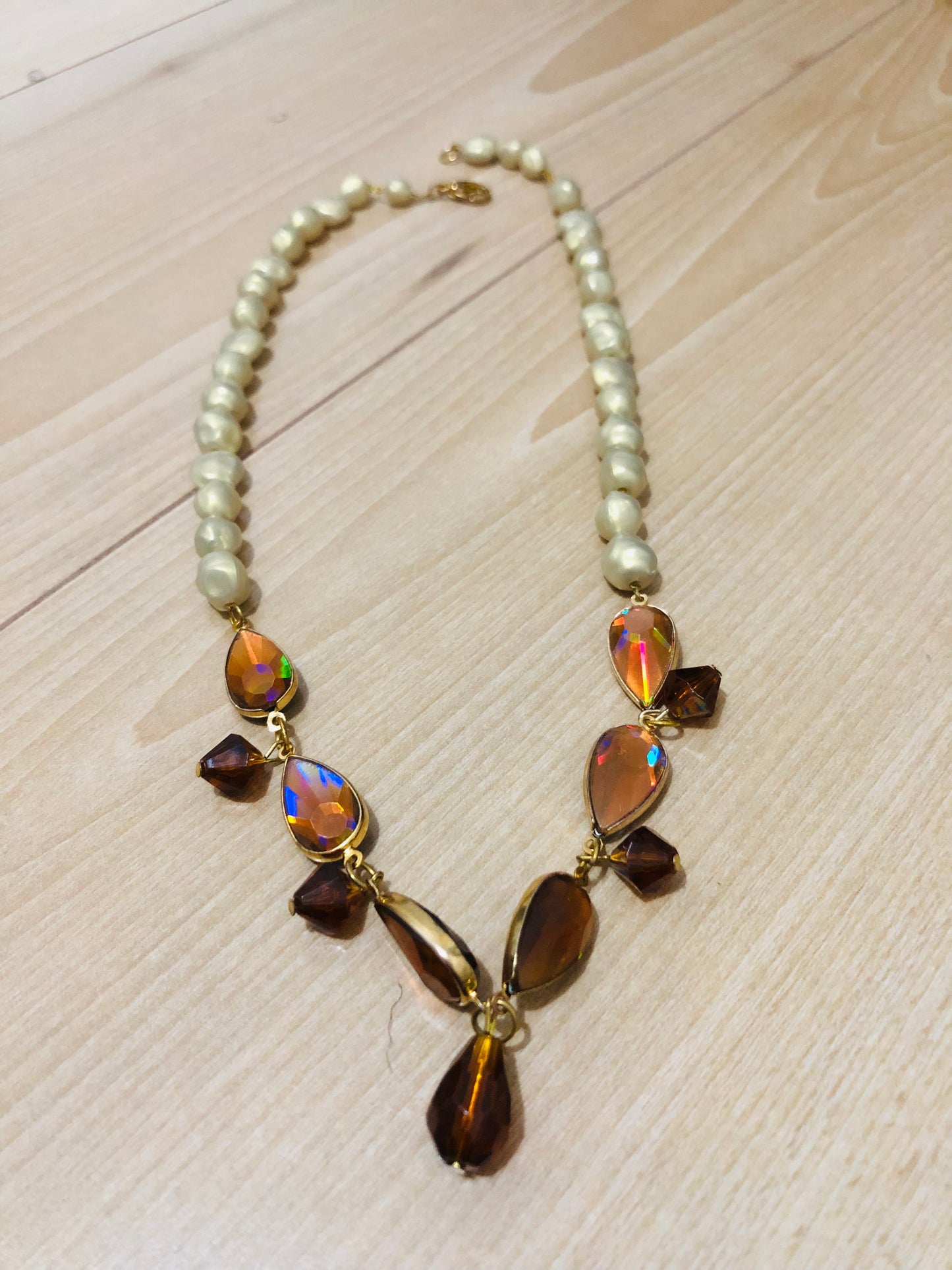 Collier vintage perles ivoire et gouttes cristal ambré