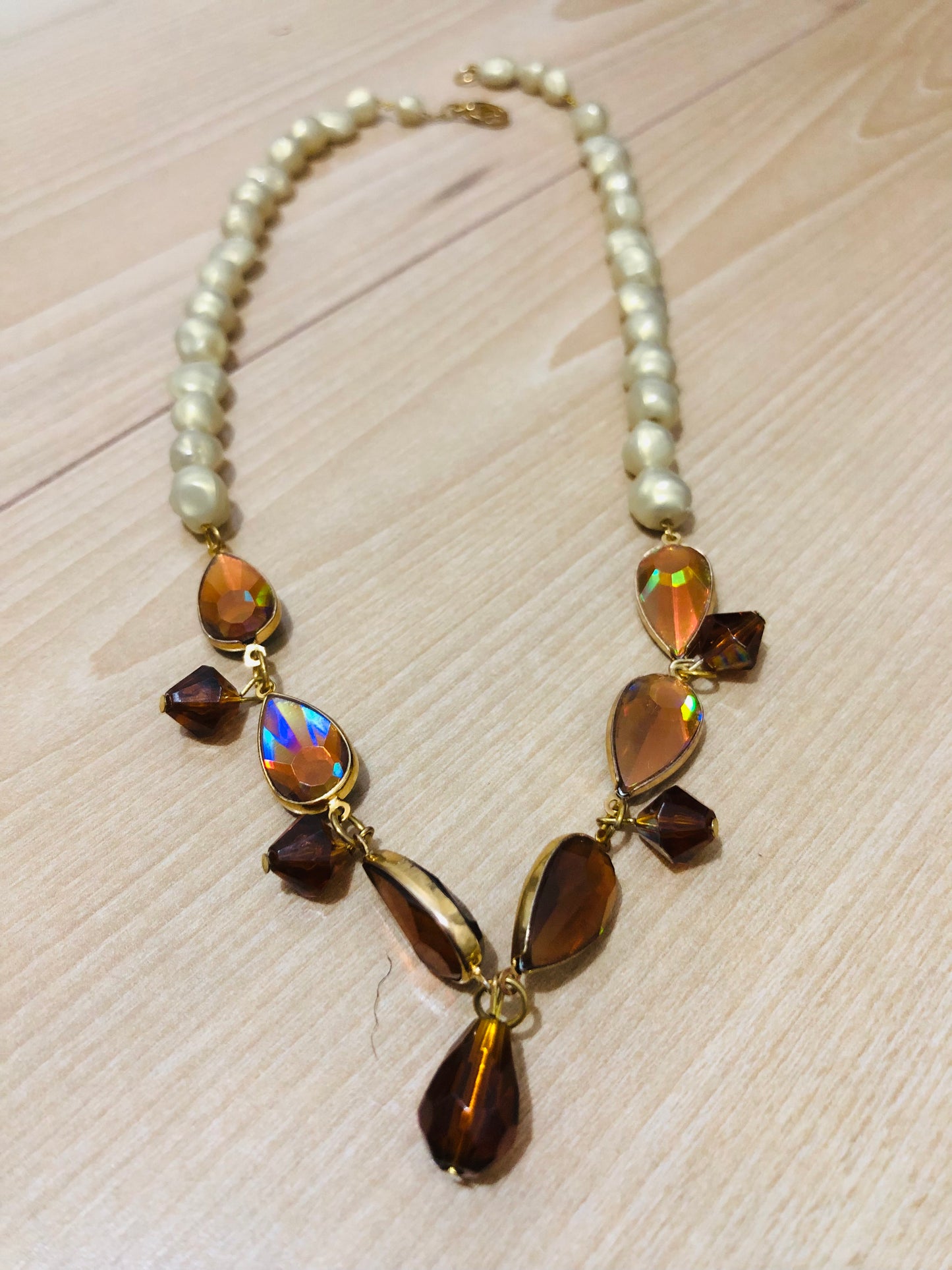 Collier vintage perles ivoire et gouttes cristal ambré