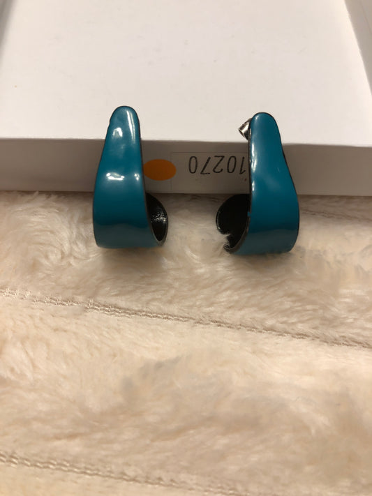 Boucles d’oreilles demi-créoles vintage résine turquoise