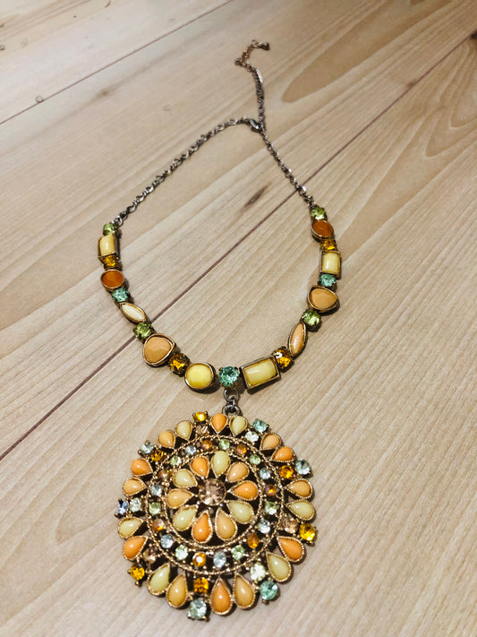 Collier vintage pendentif floral orange & vert avec boucles d’oreilles assorties