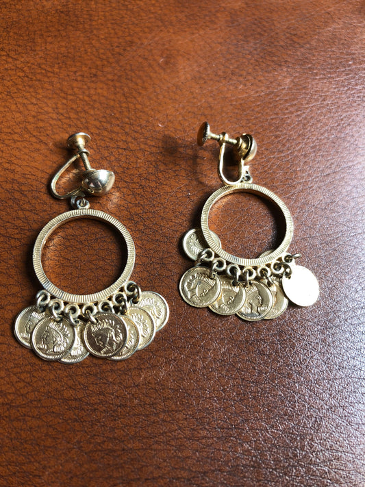 Boucles d’oreilles vintage à vis dorées avec pièces pendantes style antique