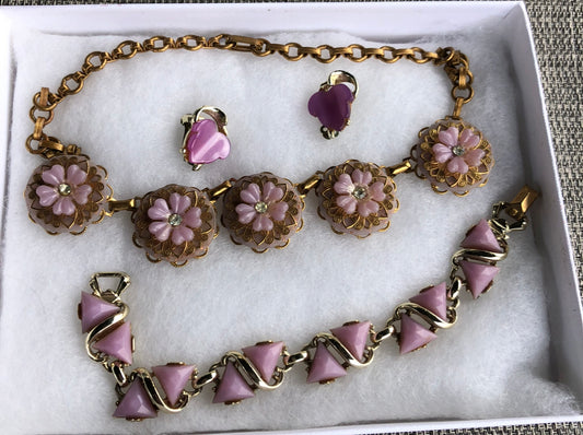 # 11 Vintage Pink Floral Necklace Set with Geometric Bracelet