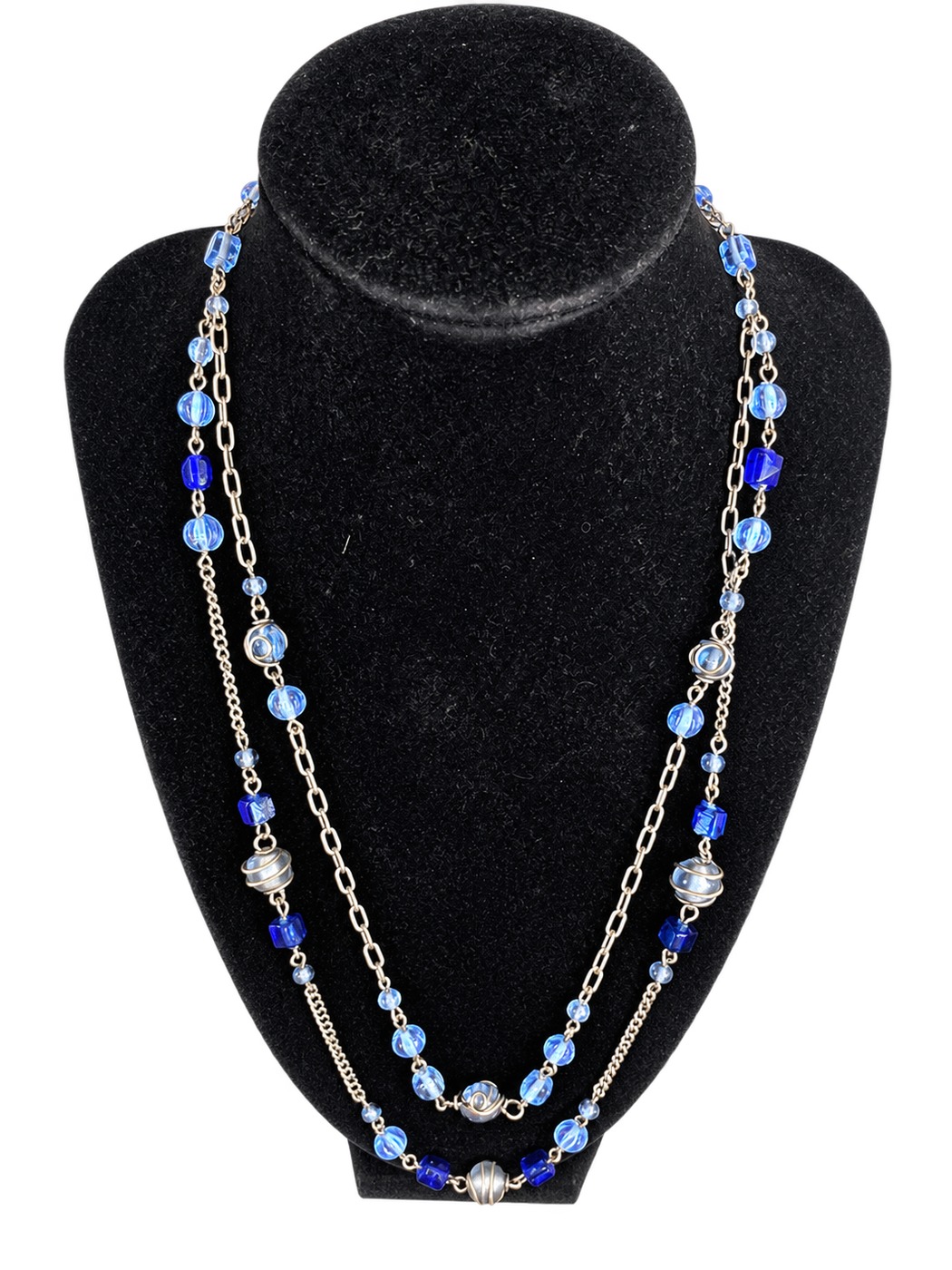 Collier « Pluie bleue » — trois rangs de perles et cristal