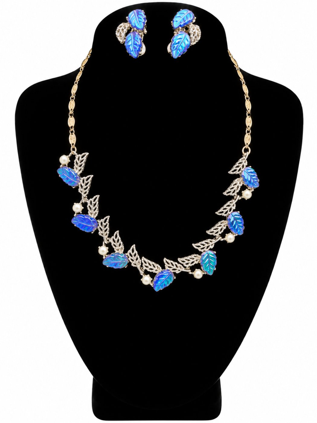 Parure « Lierre bleu » — verre moulé irisé, filigrane d'argent et perles